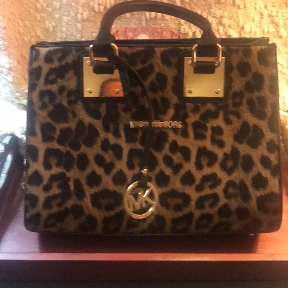 Michael Kors shoulder Tote